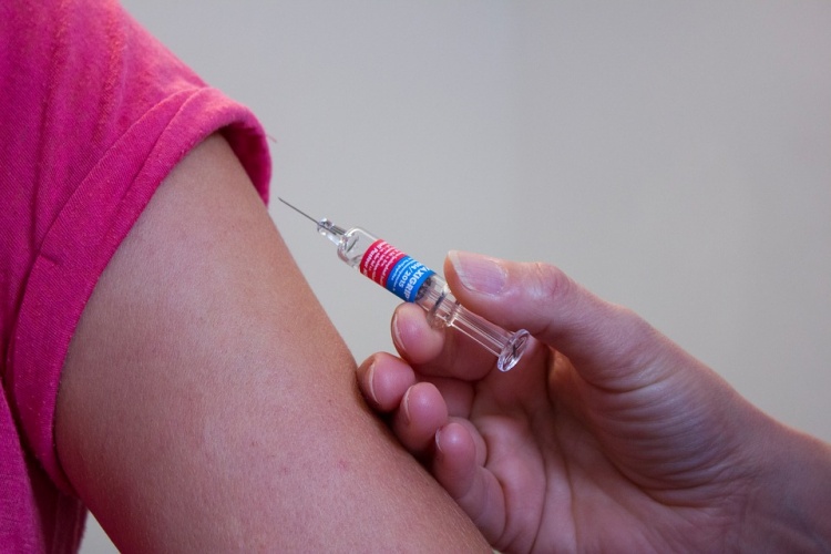 Вакцинация от гриппа стартовала в красногорских учреждениях